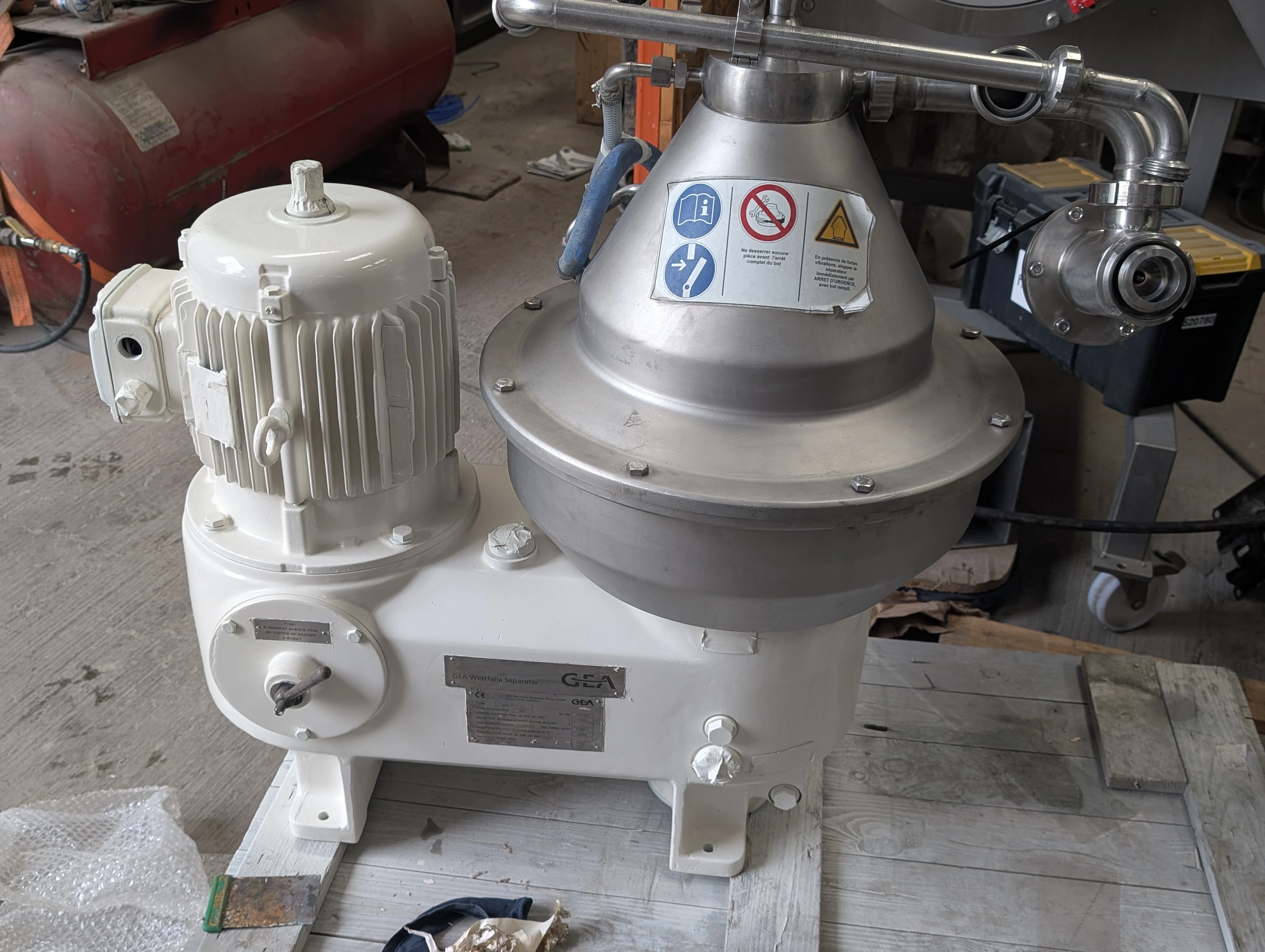 Descremadora de Leche Wesfalia MSE25 Autodeslodante 3500 lts  hr