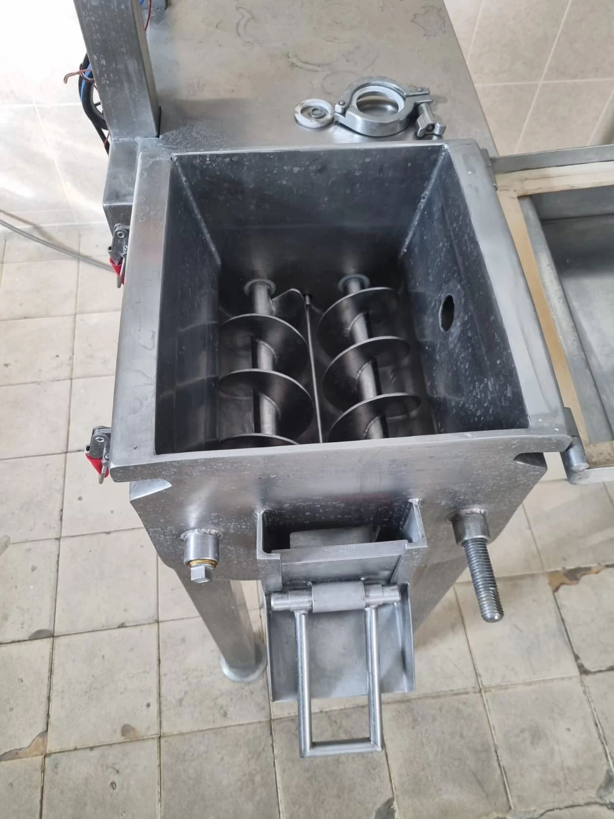 Melaxadora  tipo cooker  de laboratorio