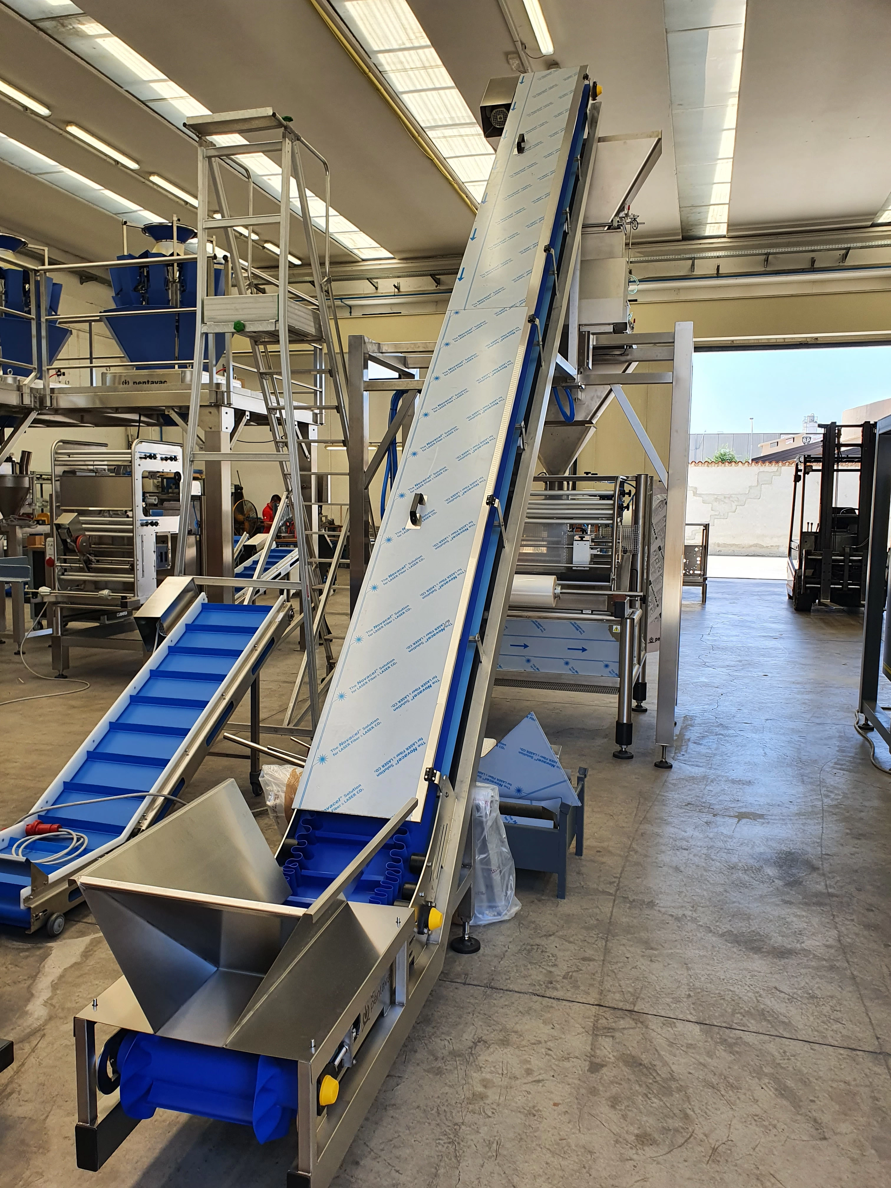 Empacadora  Vertical  para queso rallado o molido Pentavac