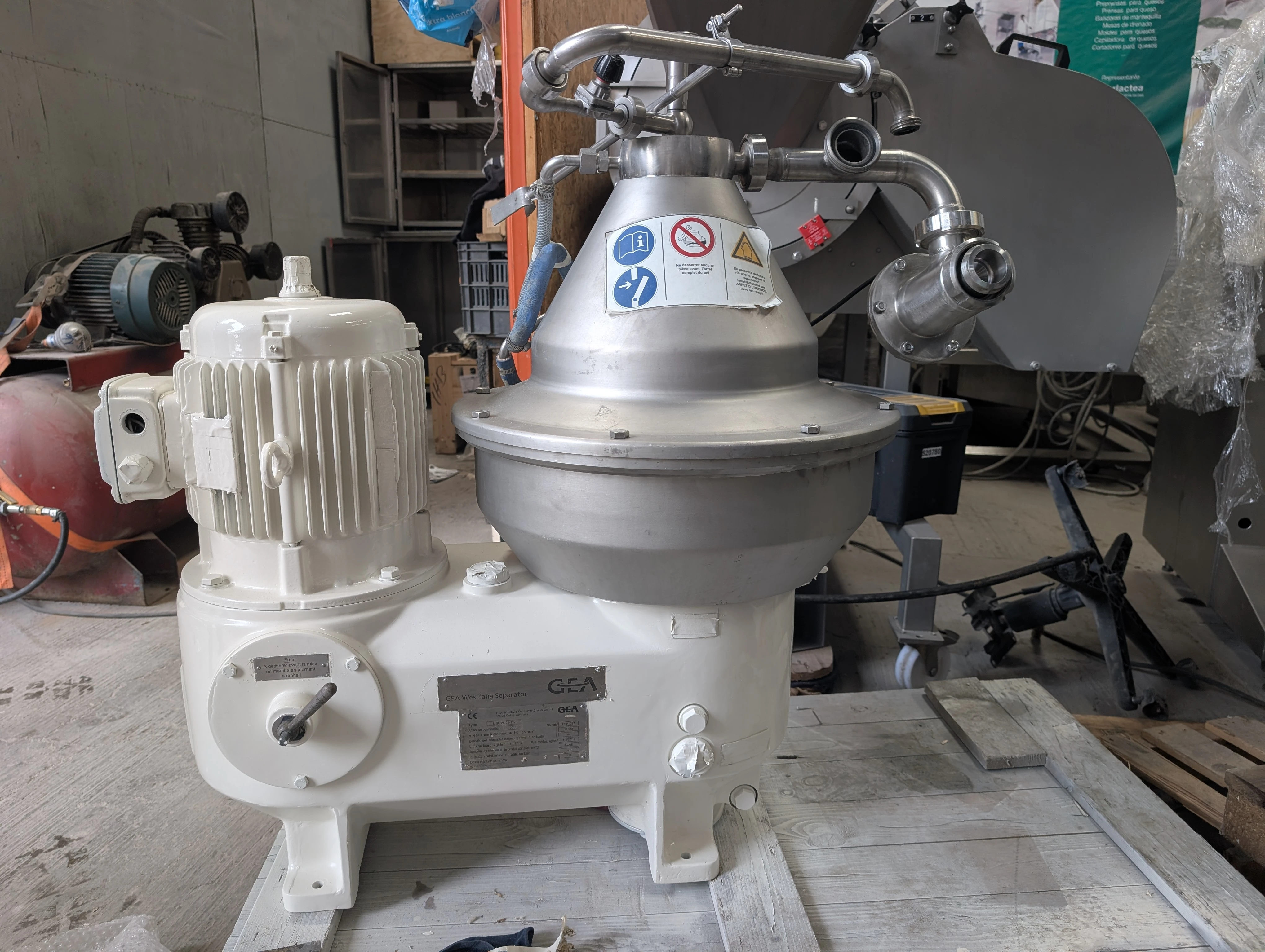 Descremadora de Leche Wesfalia MSE25 Autodeslodante 3500 lts  hr