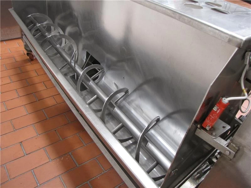Llenadora de moldes para queso tipo cheddar Chihuahua  Cotija  o quesos  semiduros  de 10 a 20 kgs semi automatico